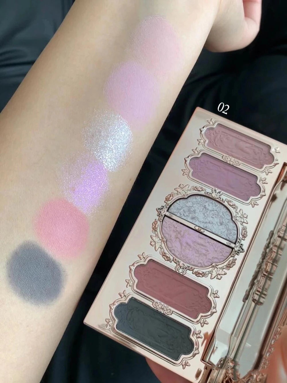 6-Color Butterfly Embossed Eyeshadow Palette - 5