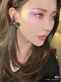 Chameleon Color-Shifting Diamond Highlighter Powder