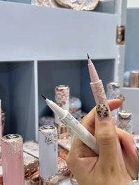 Waterproof Precision Liquid Eyeliner for Long-Lasting Wear