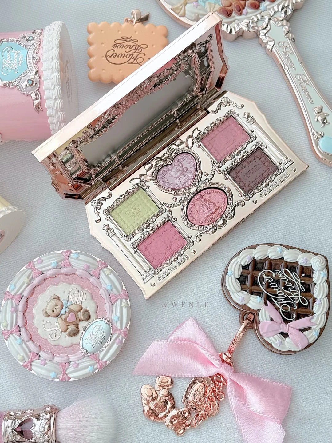 Complete Sweetie Bear Makeup Collection Gift Set - 20