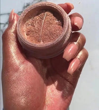 Shimmering Loose Highlighter Powder for Face and Body