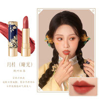 Velvet Matte Sculpted Moisturizing Lipstick