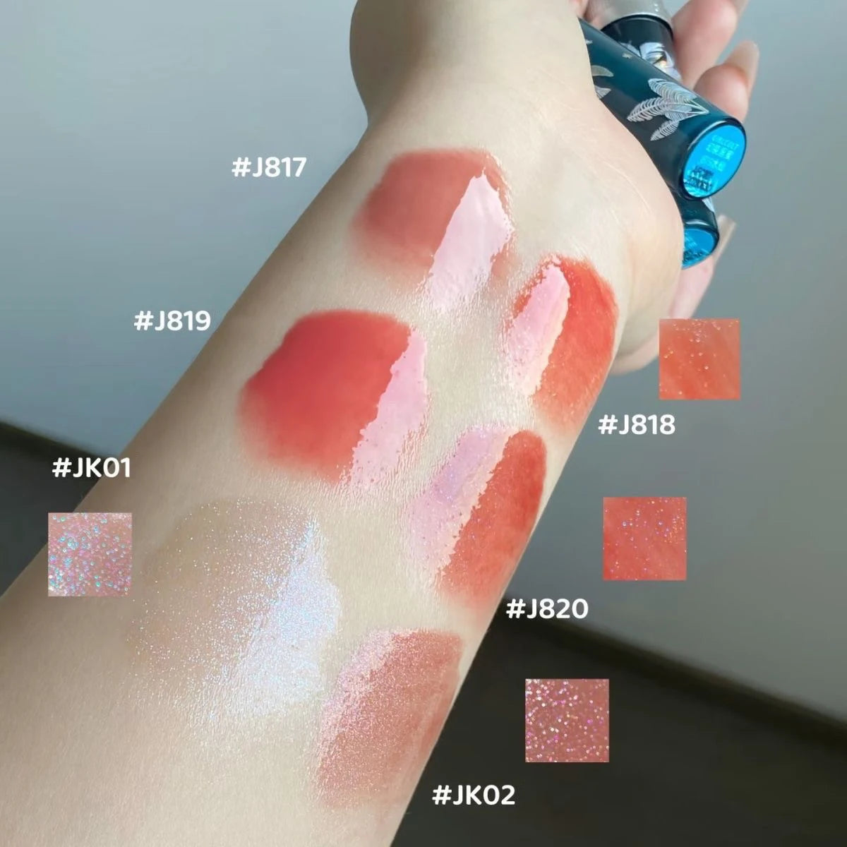 Hydrating Shimmer Lip Gloss for High-Shine Nude Finish - 2