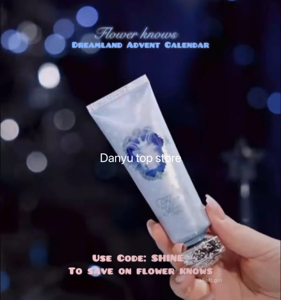 Christmas Limited Edition Handheld Mirror and Hand Cream Set - 4