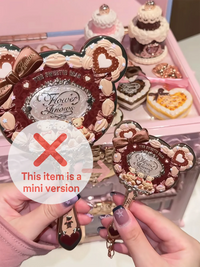 Enchanted Handheld Makeup Mirror for Precise Beauty