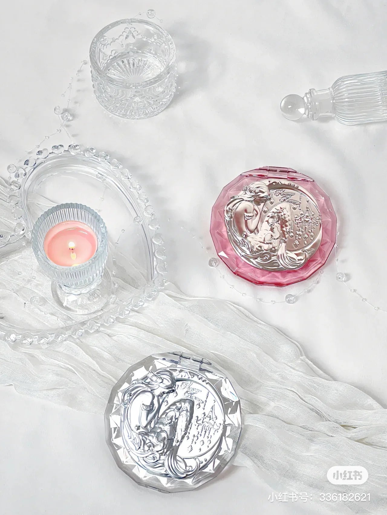 Portable Folding Makeup Mirror for Travel - 2