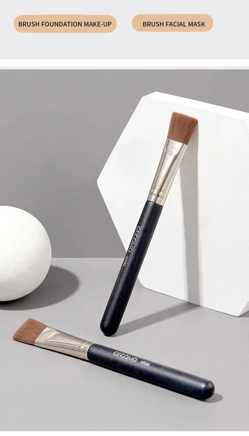 Professional Flat Top Liquid Foundation Brush - 15