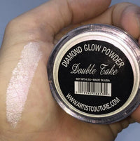 Shimmering Loose Highlighter Powder for Face and Body
