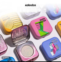 Chameleon Color-Shifting Highlighter Powder