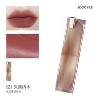 Velvet Matte Long-Lasting Hydrating Lipstick