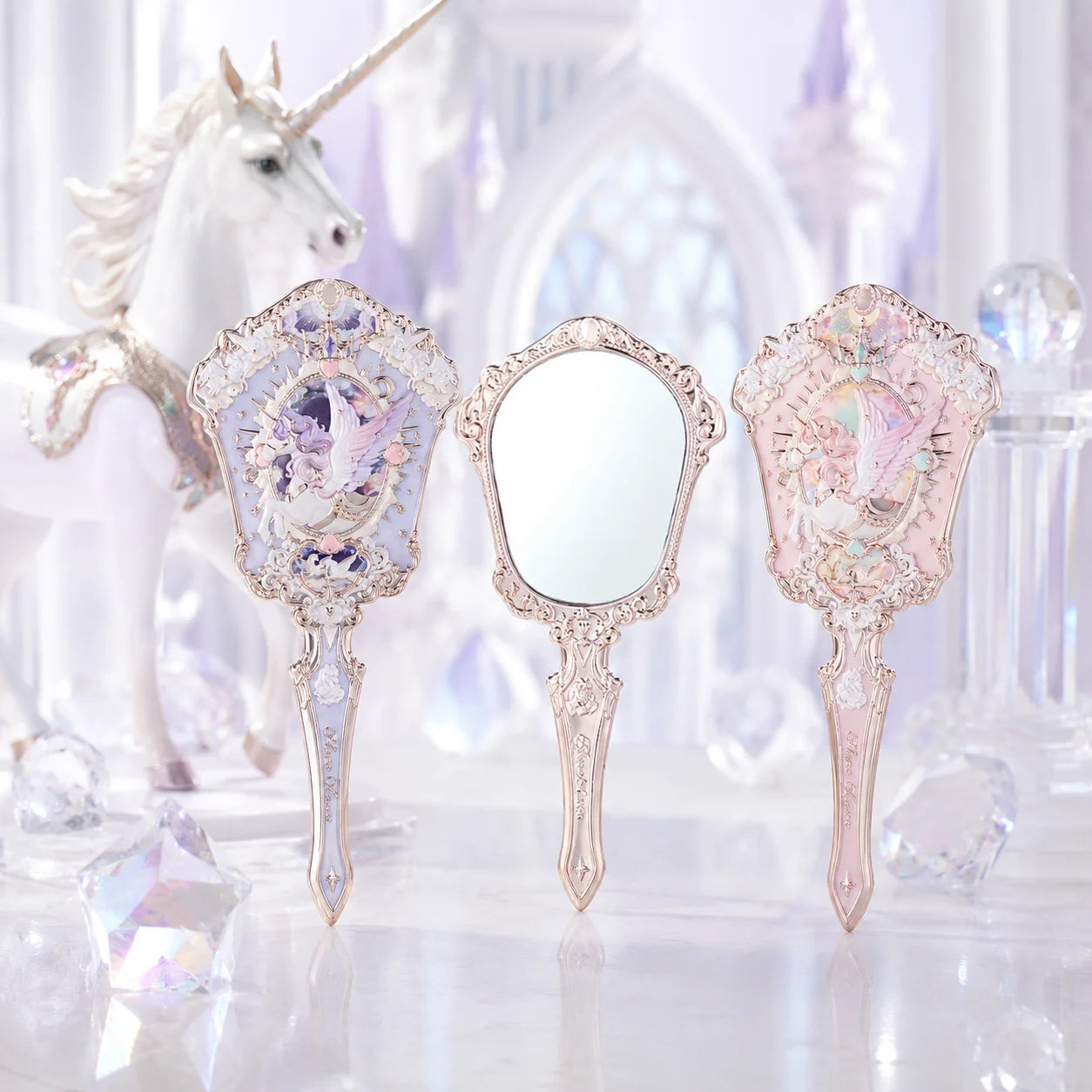 Enchanted Handheld Makeup Mirror for Precise Beauty - 1