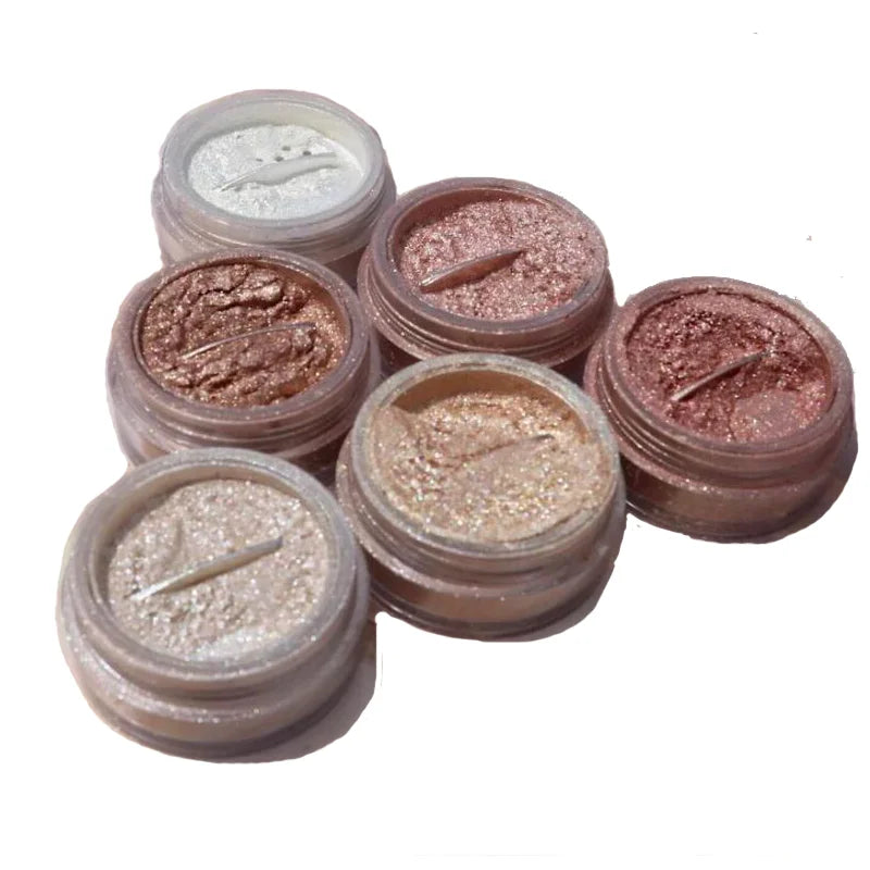 Shimmering Loose Highlighter Powder for Face and Body