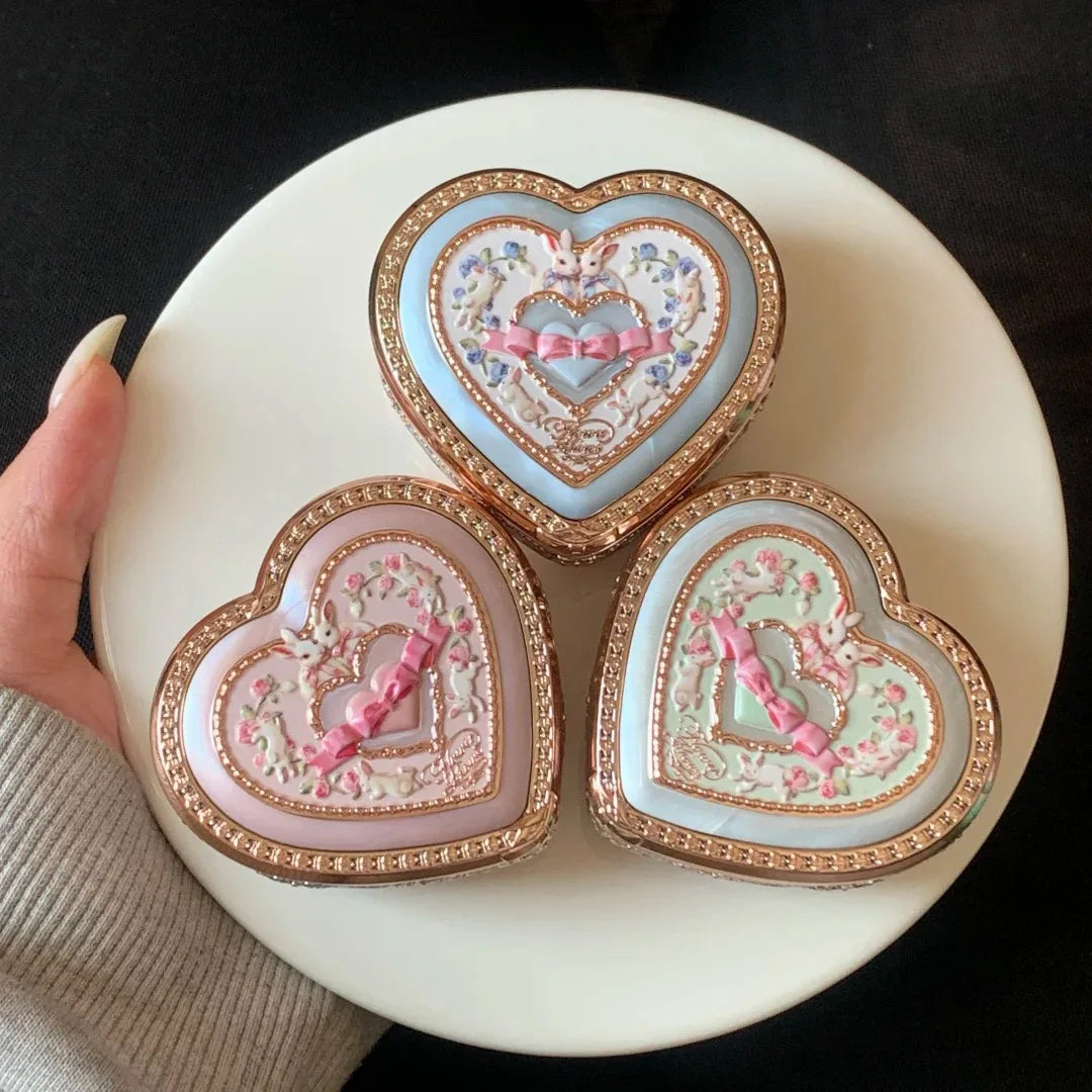 Embossed Heart Matte Blush Powder for Natural Glow - 4