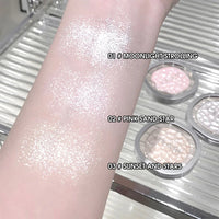 Shimmering High-Gloss Pearlescent Face and Eye Highlighter