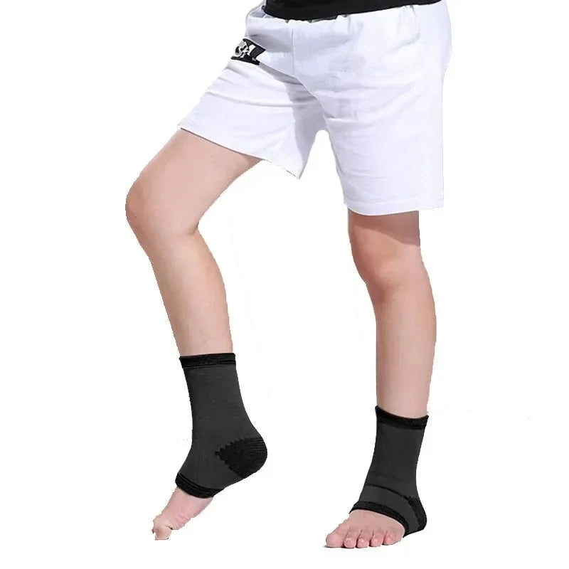 Protective Kids Elbow and Knee Pads for Sports - 17
