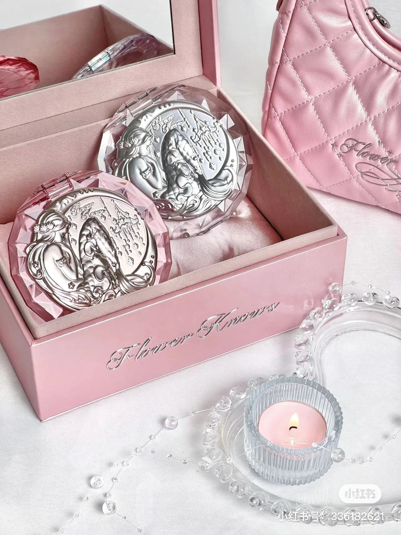 Portable Folding Makeup Mirror for Travel - 3