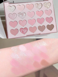 20-Color Heart-Shaped Eyeshadow Palette