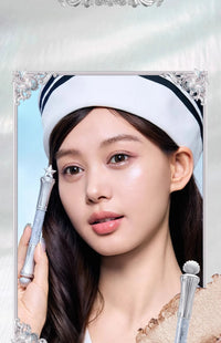 Dual-Ended Mermaid Glow Highlighting and Contouring Stick