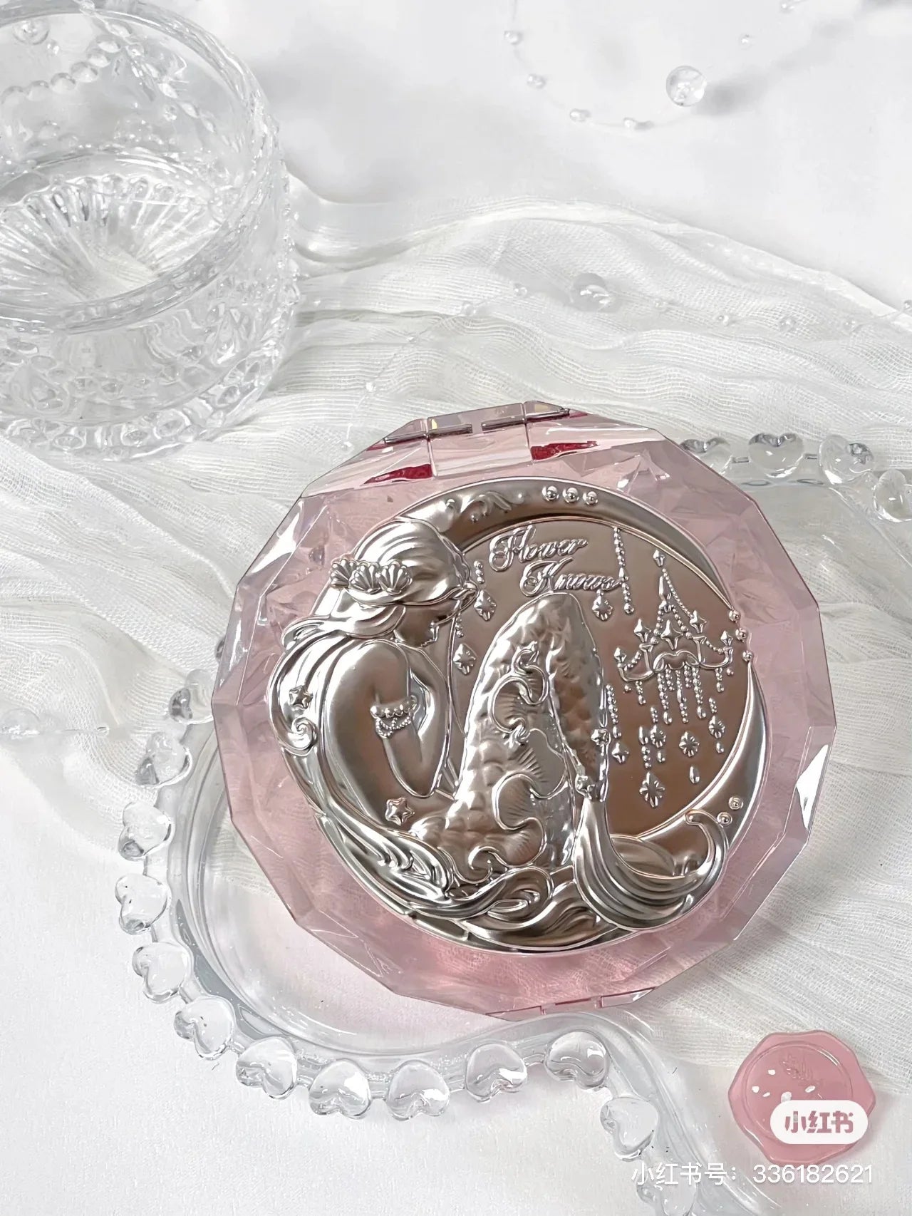 Portable Folding Makeup Mirror for Travel - 6