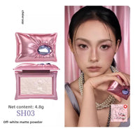 Carved Relief Highlighter and Finishing Face Powder