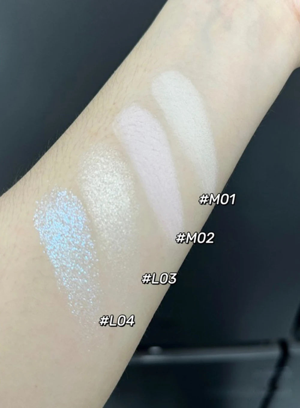 Embossed Shimmer Face Highlighter Palette - 8