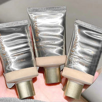 Hydrating Lightweight Foundation for Flawless Natural Coverage