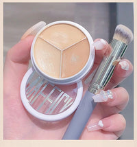 3-Color Cream Concealer Palette for Flawless Skin