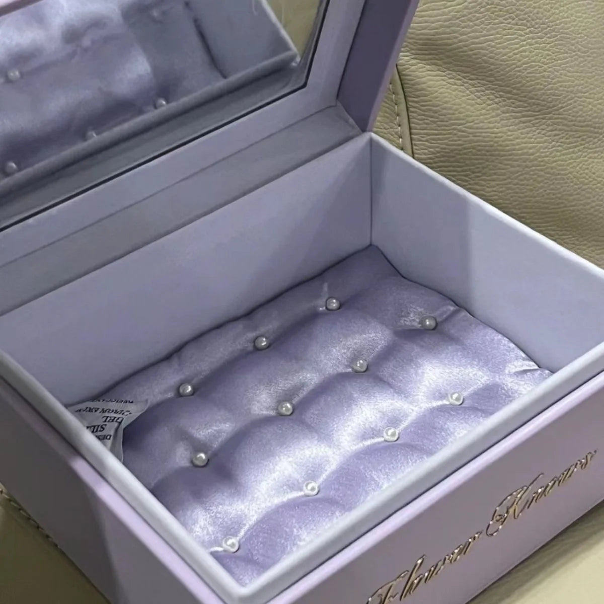 Professional 10-Piece Makeup and Jewelry Gift Set - 8