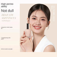 Hydrating Liquid Foundation for Flawless All-Day Coverage