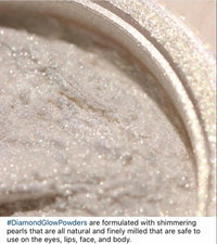 Shimmering Loose Highlighter Powder for Face and Body