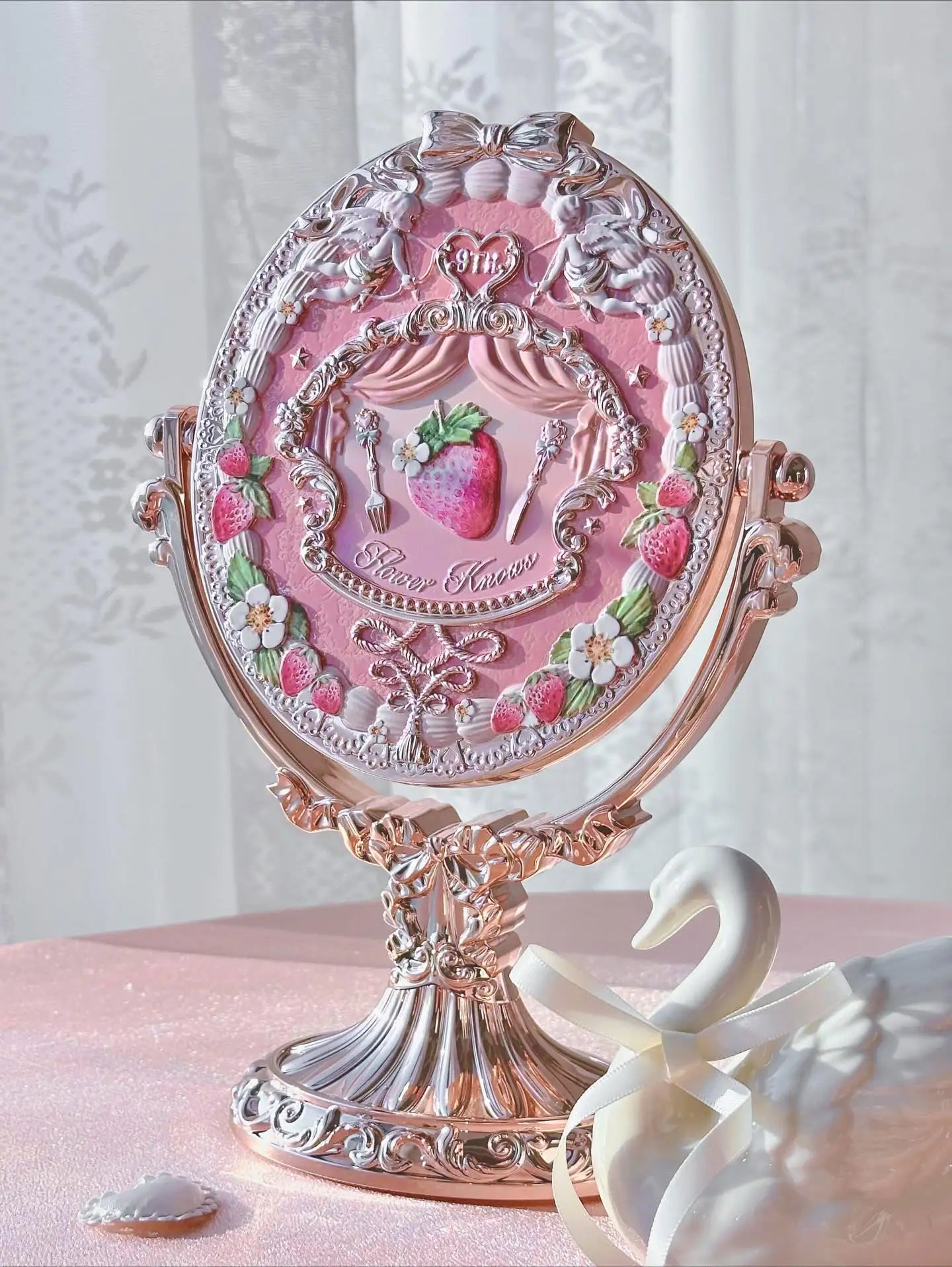 Luxury Vanity Mirror and Makeup Accessory Set - 8
