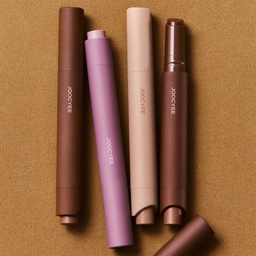 Long-Lasting Velvet Matte Lipstick Pen