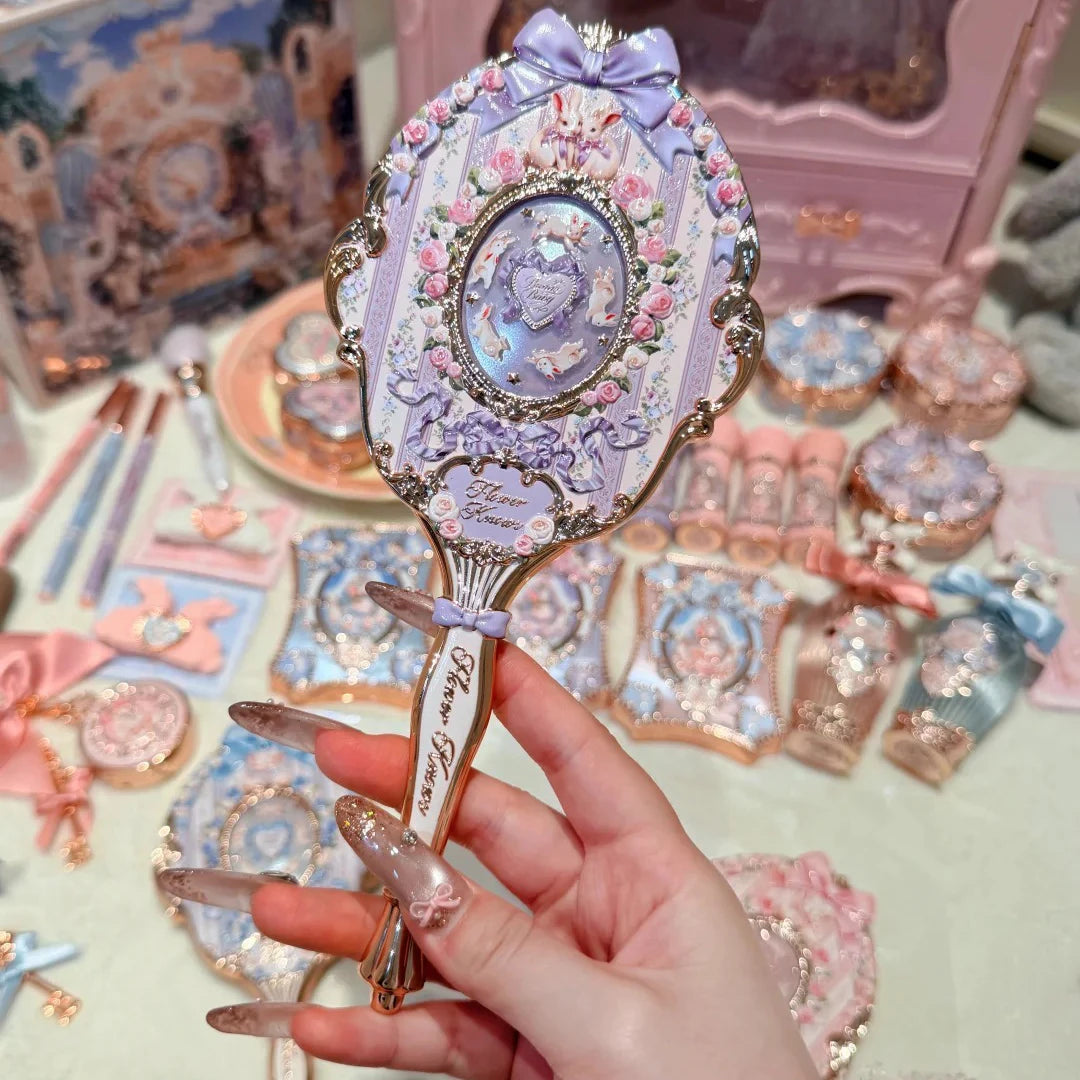Enchanted Handheld Makeup Mirror for Precise Beauty - 30