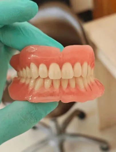 Realistic Temporary Denture Set for a Confident Smile - 5