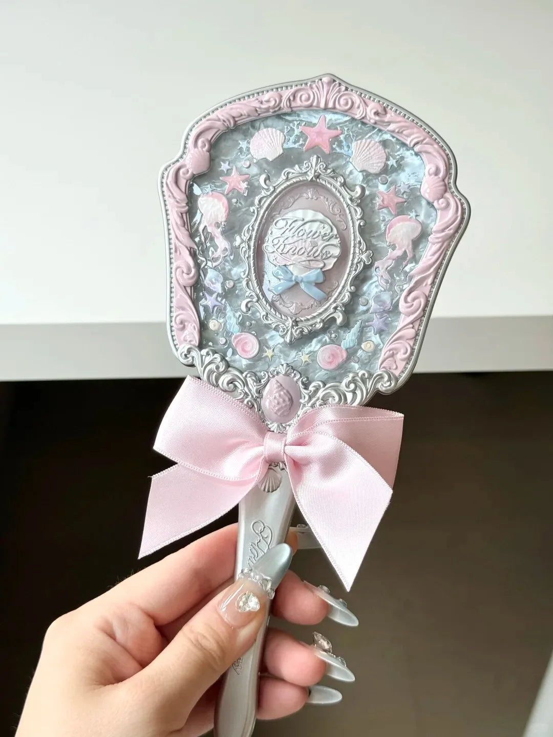 Enchanted Handheld Makeup Mirror for Precise Beauty - 41