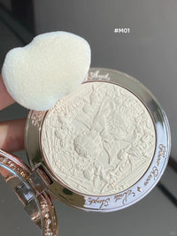 Embossed Shimmer Face Highlighter Palette