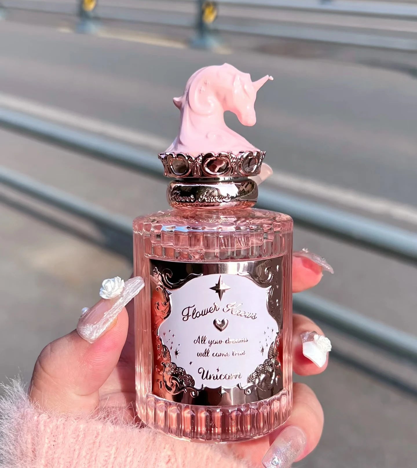 Long-Lasting Floral Grapefruit Eau De Parfum - 15