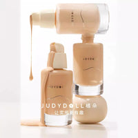 Long-Lasting Hydrating Matte Liquid Foundation