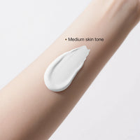 Color-Adjusting Hydrating Foundation with SPF 15