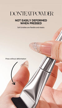 Dual-Ended Flawless Foundation Brush and Applicator