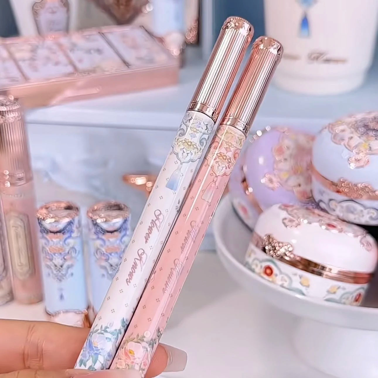 Waterproof Precision Liquid Eyeliner for Long-Lasting Wear - 9