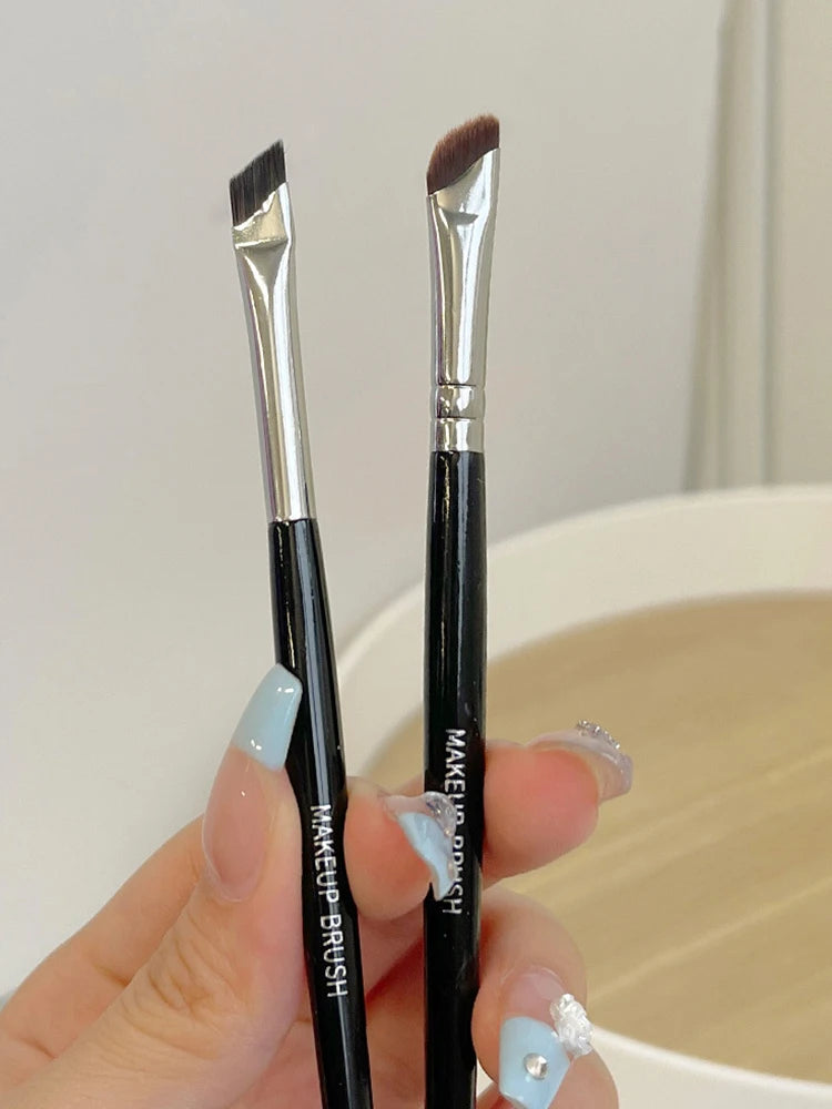 Precision Angled Eyeliner and Brow Brush - 6