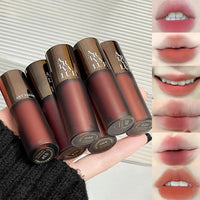 Matte Velvet Lip Glaze for Long-Lasting Soft Mist Finish