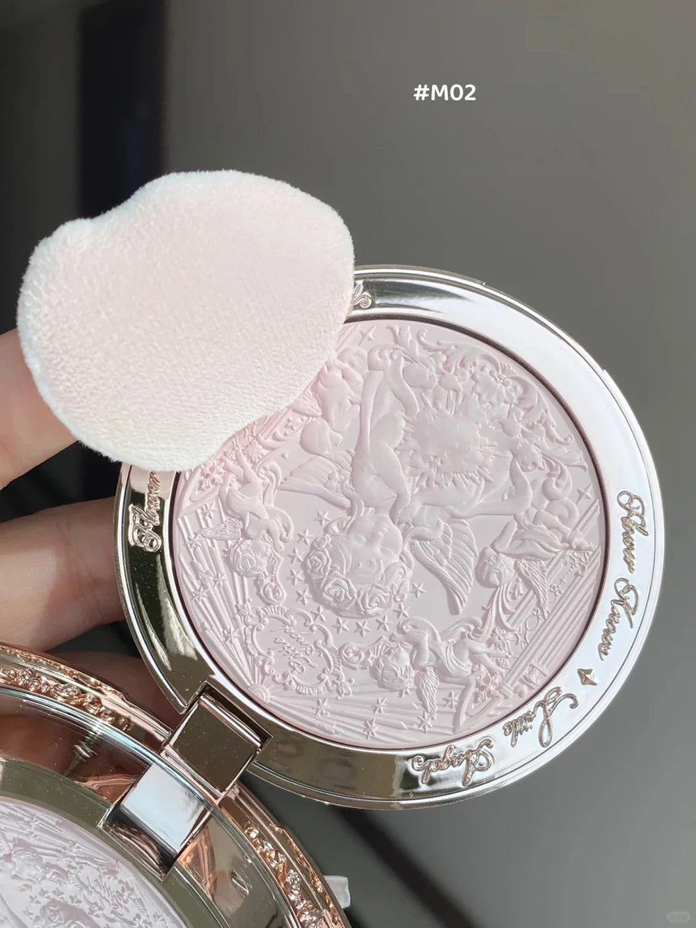 Embossed Shimmer Face Highlighter Palette - 11